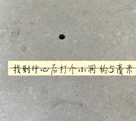 振兴瓷砖空鼓维修公司专业解答在瓷砖铺贴过程中，如果砂料搅拌不均匀，将会带来以下问题